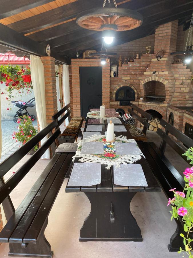 Casa Cu Flori Moisei 호텔 외부 사진